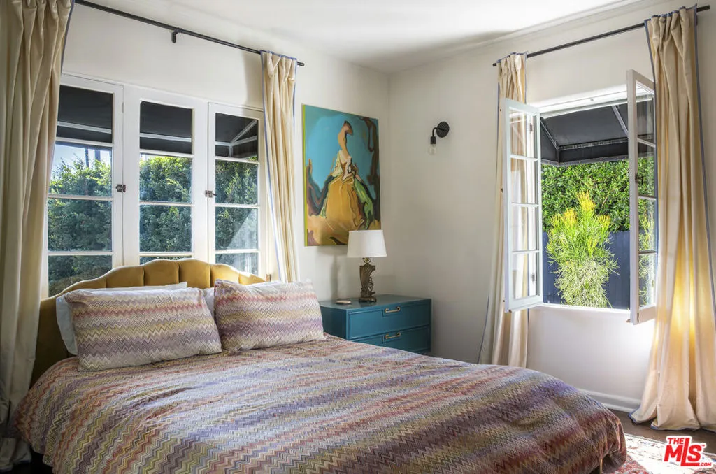 6749 Whitley Terrace, Los Angeles, California 90068 home-pic-28